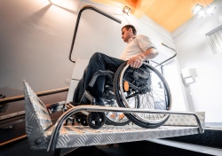 подъемники для инвалидных колясок пту-олимп
