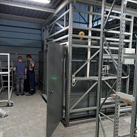 Подъемник в металлокаркасной шахте, 1000 кг, Казань
